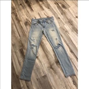 American eagle distressed jeans size 8